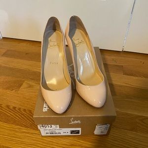 Louboutins wawy size 6.5 gently used with protector on bottom